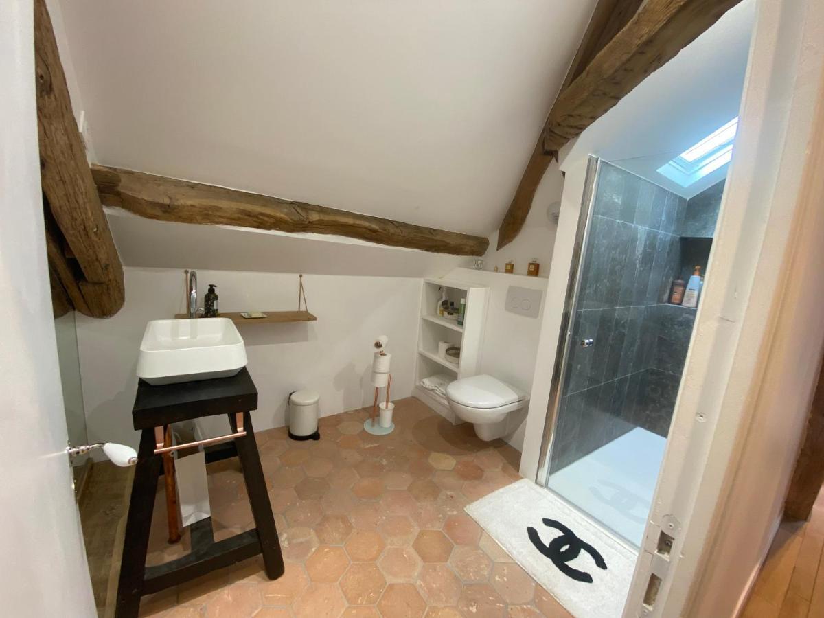 Loft Dans Le Clocher Face Au Chateau Bonnelles Εξωτερικό φωτογραφία