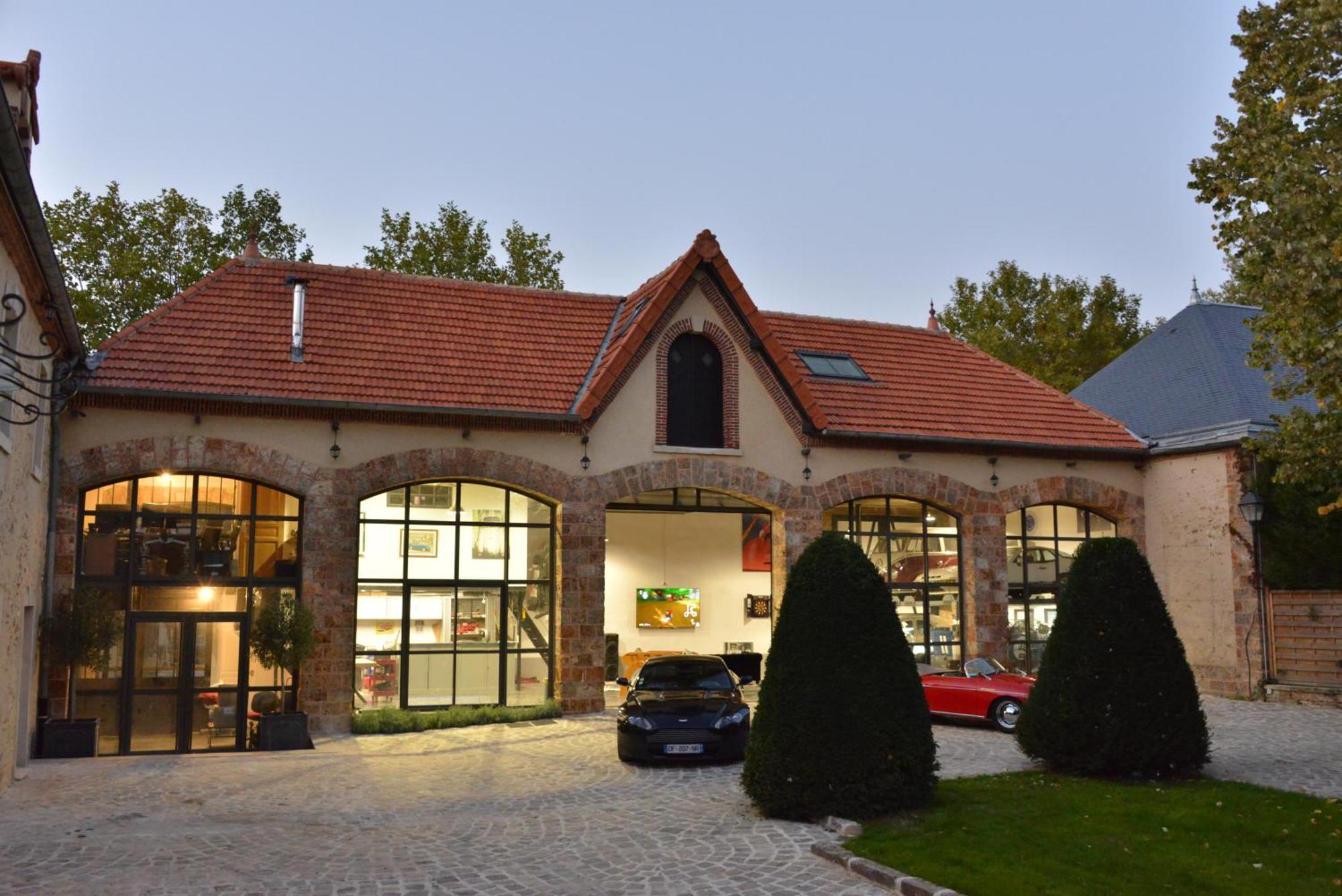 Loft Dans Le Clocher Face Au Chateau Bonnelles Εξωτερικό φωτογραφία